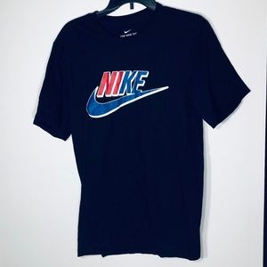 Mens’ Nike Tee